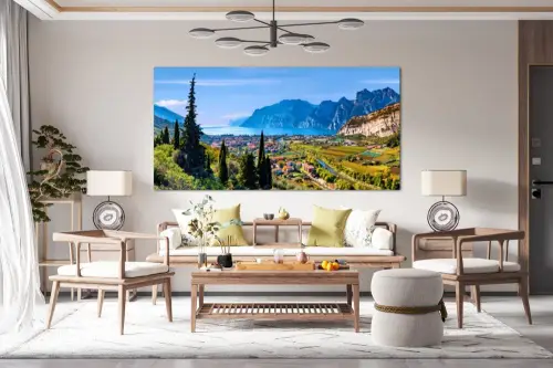 b79f8c653c83178579a7adad84f4950d